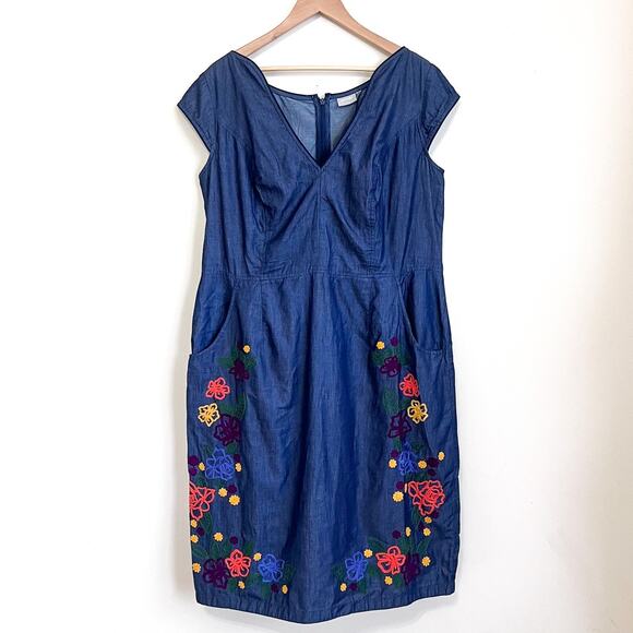 Eshakti Floral Embroidered Boho Sheath Dress Size XL Chambray Denim Cotton India - Picture 2 of 7